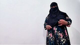 Expatriate Sons Wife Desperately Seeks Intimate Encounter Video