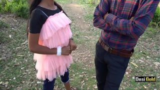 Hirsute Dehati vagina show of Delhi Bhabhi outdoors Video