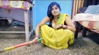 Horny Village Bhabi Handjob And Fuck Pussy In Doggy Style Video