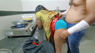 Hot BAngladeshi Aunty Fucked Doggystyle Pussy In Kitchen By Nephew Video