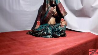Indian Mumbai sexy bhabhi and dever first time fucked virgin pussy Video