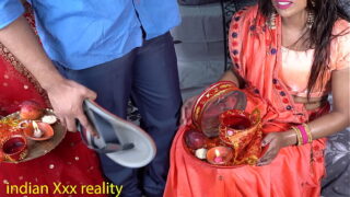 Indian Tamil Sweet Bhabhi Romance With Devar Friend Video
